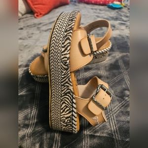 Blowfish Leeds Sandal in Zebra